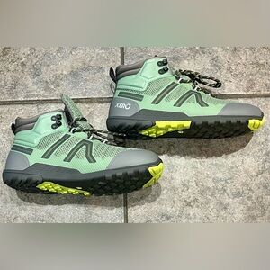 NWOB Xero Shoes Women’s Xcursion Fusion Barefoot Hiking boots Size 10 Blue Green
